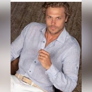 New Lorenzini (Italian) 100% linen shirt, Size S